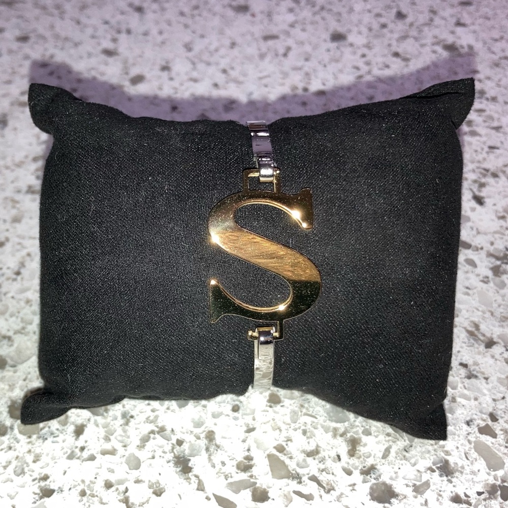 💎 Rustic Cuff “S” Initial Cuff
